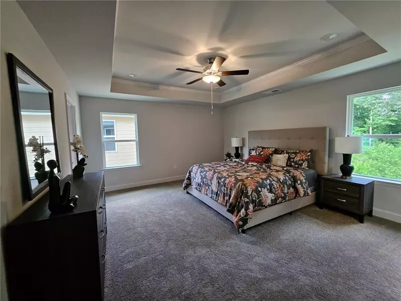 203 Vineyard WALK, Carrollton, GA 30117