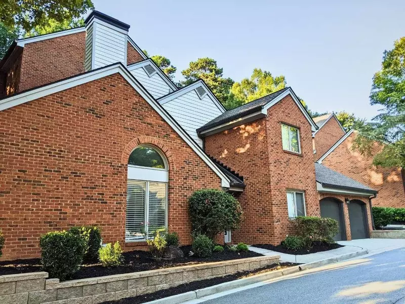 25 Westfair CT NE, Sandy Springs, GA 30328