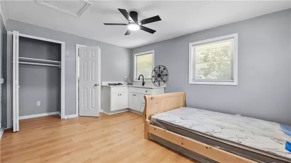 804 Buford HWY #B, Sugar Hill, GA 30518