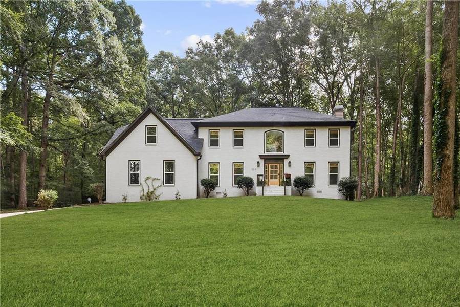 300 Creekview TRL, Fayetteville, GA 30214