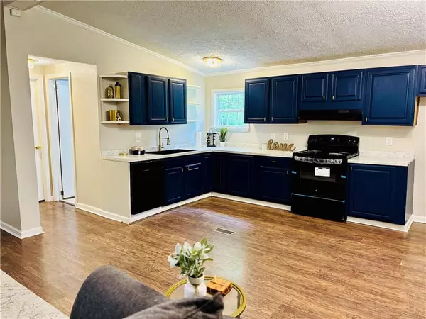 Stockbridge, GA 30281,8 Dixie DR