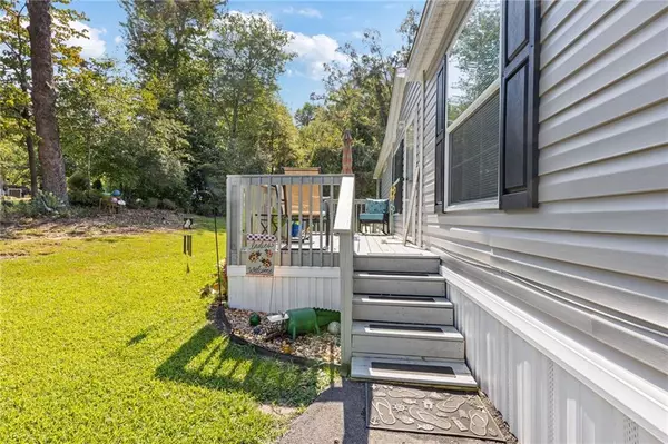 Conyers, GA 30012,26 E Meadow LN