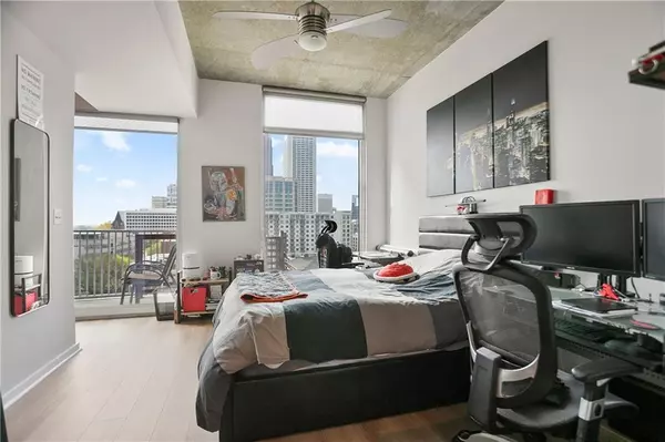 Atlanta, GA 30308,860 Peachtree ST NE #904