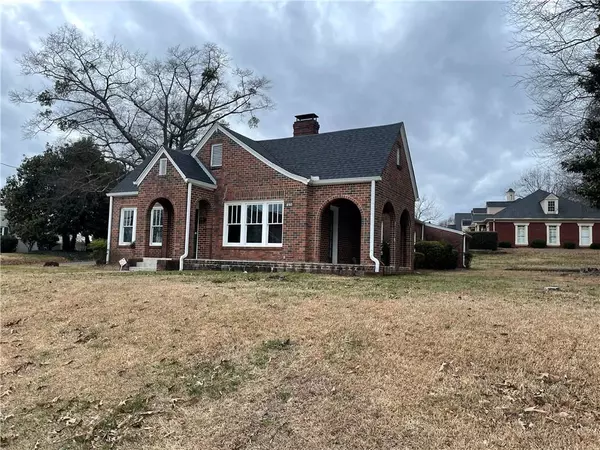 Lawrenceville, GA 30046,490 S Perry ST