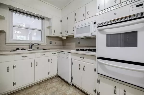 Smyrna, GA 30082,3690 Herren DR SW