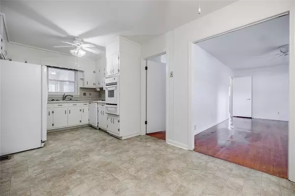 Smyrna, GA 30082,3690 Herren DR SW