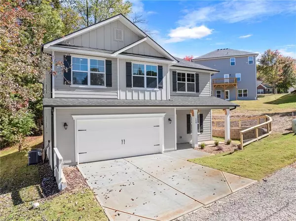 Demorest, GA 30535,158 Saluda DR