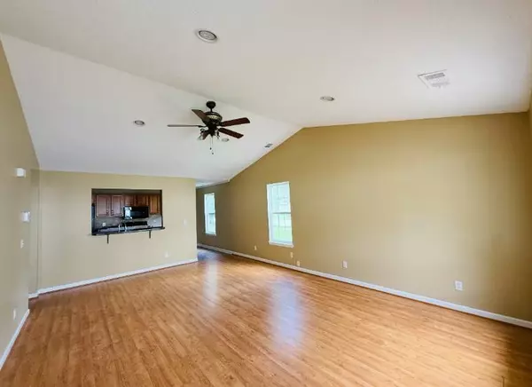 Bremen, GA 30110,153 Crest Pointe