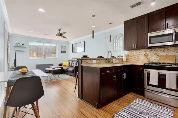 Atlanta, GA 30308,215 Piedmont AVE NE #704