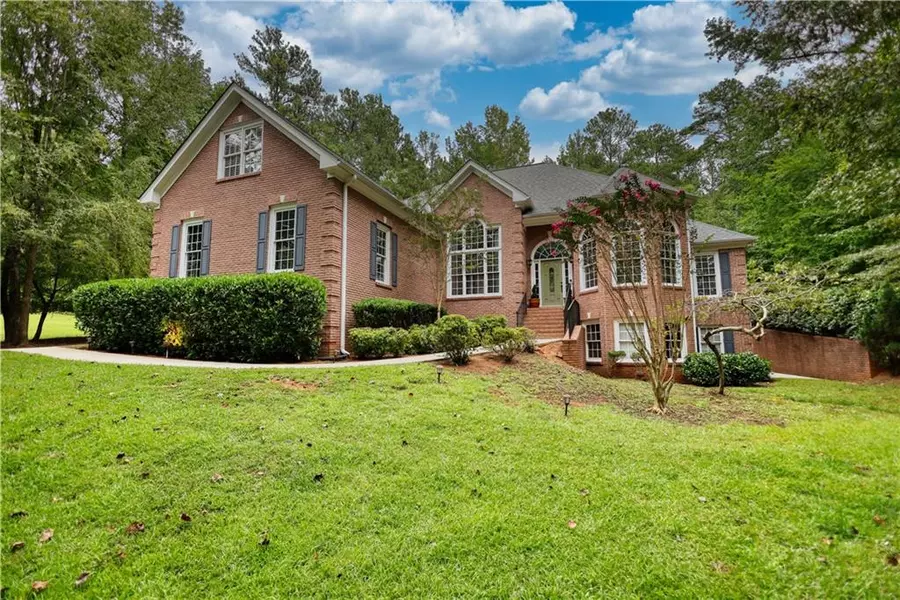 70 Costleys Bridge DR, Oxford, GA 30054