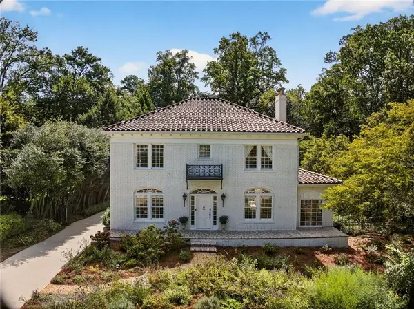 Atlanta, GA 30306,1001 Oxford RD NE