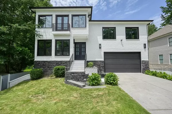 2804 Skyland DR NE, Brookhaven, GA 30341