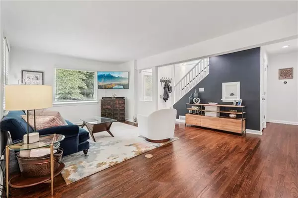 Decatur, GA 30030,2567 Midway RD