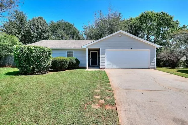 865 Oakhill CT, Stone Mountain, GA 30088