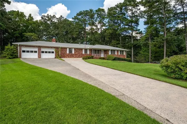 921 CHESTERFIELD DR, Marietta, GA 30066