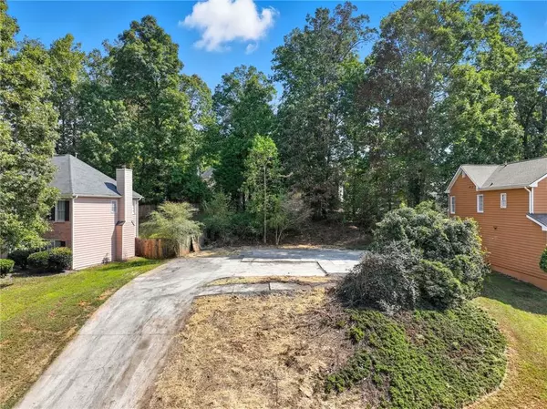 Stone Mountain, GA 30087,814 Malvern BLVD