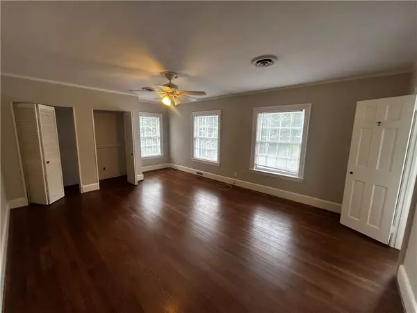 Atlanta, GA 30305,129 W Bolling RD NE