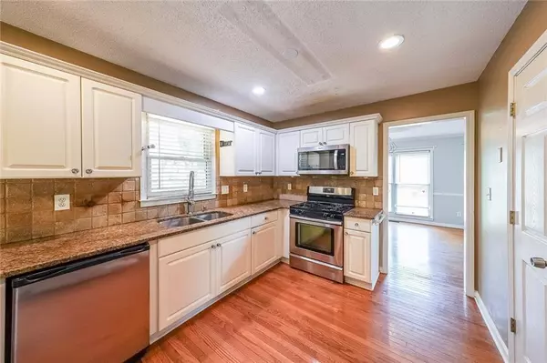 Marietta, GA 30064,1204 Commonwealth AVE