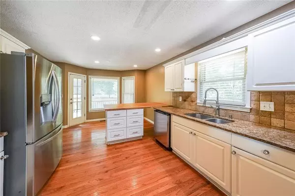 Marietta, GA 30064,1204 Commonwealth AVE