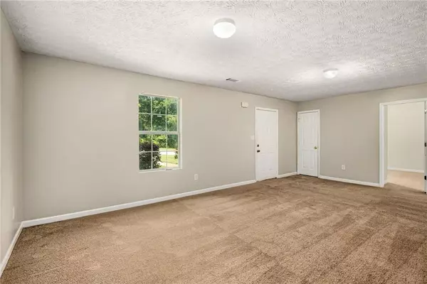 Griffin, GA 30223,598 Elles WAY