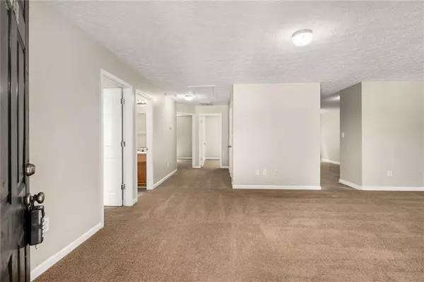 Griffin, GA 30223,598 Elles WAY