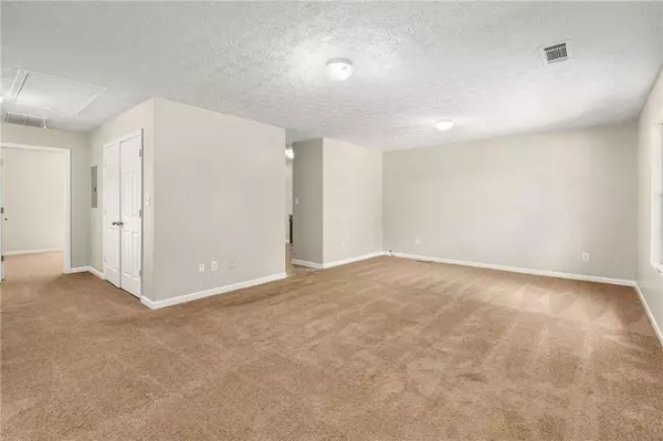 Griffin, GA 30223,598 Elles WAY