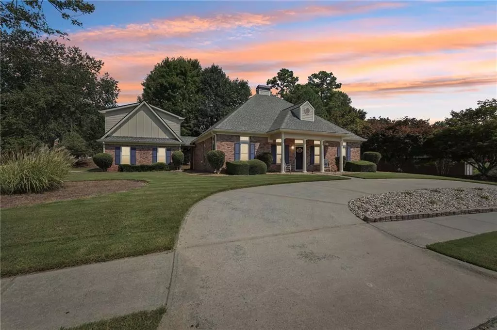 Canton, GA 30114,601 Redwood LN