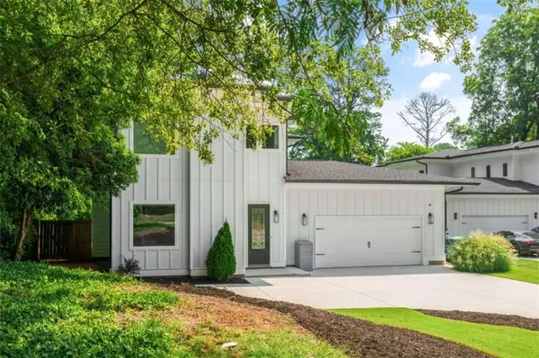 Decatur, GA 30032,1520 Columbia DR