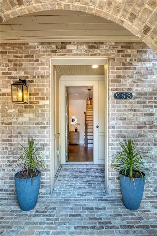 Roswell, GA 30075,963 Forrest ST