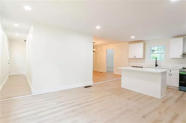 Gainesville, GA 30501,206 Second ST