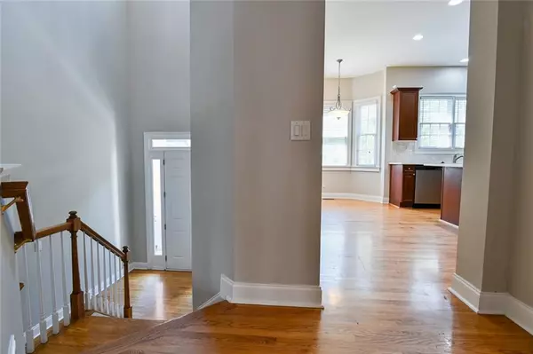 Atlanta, GA 30339,5854 Riverstone CIR #13