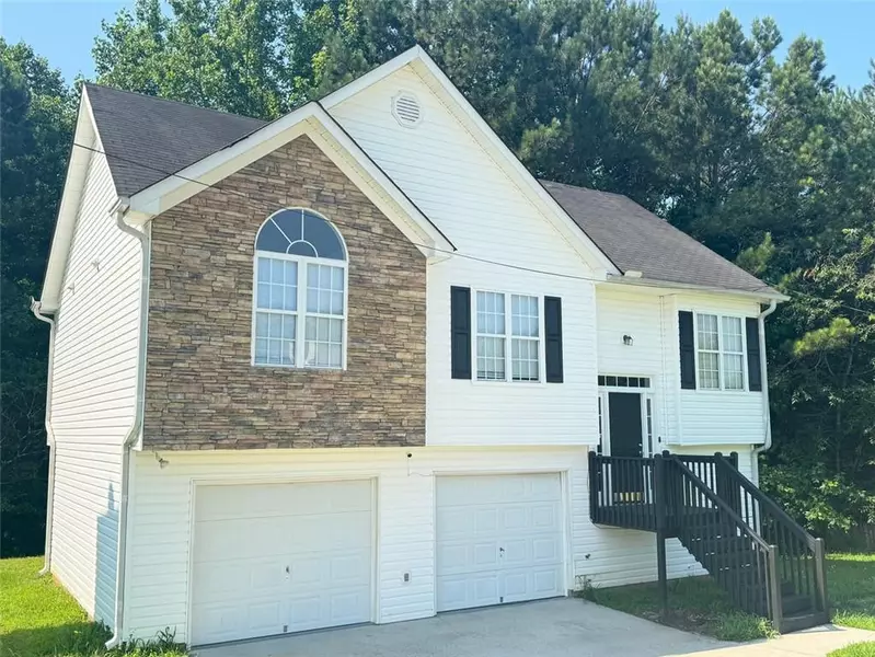 4044 Robin CIR, Atlanta, GA 30349