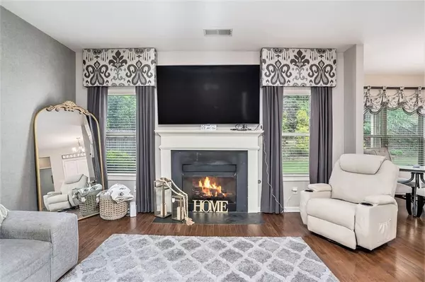 Woodstock, GA 30188,230 HALEYS CT
