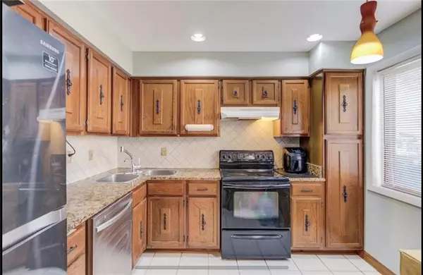 Lawrenceville, GA 30044,1144 Country CT