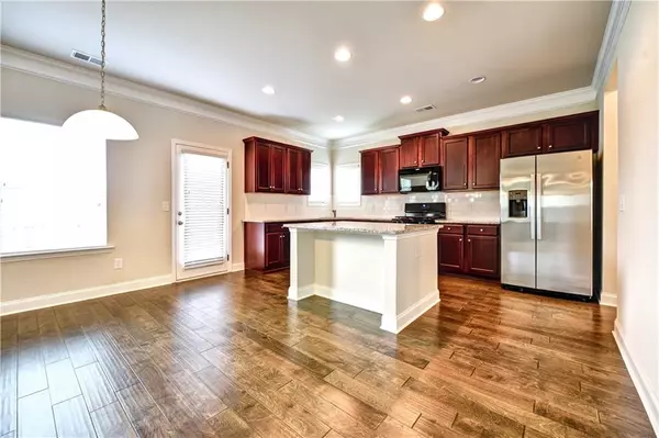 Auburn, GA 30011,5193 Woodline View LN