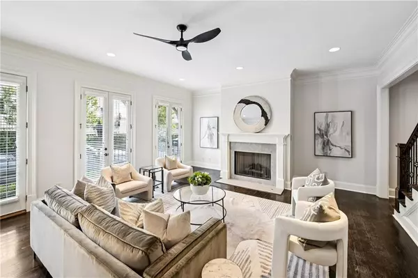 Atlanta, GA 30326,3585 Roxboro RD NE #2