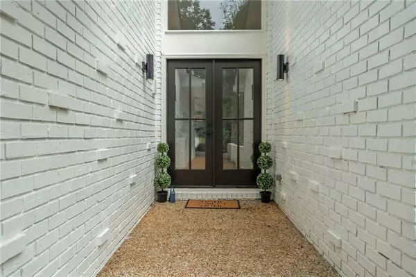 Atlanta, GA 30338,1566 Womack RD