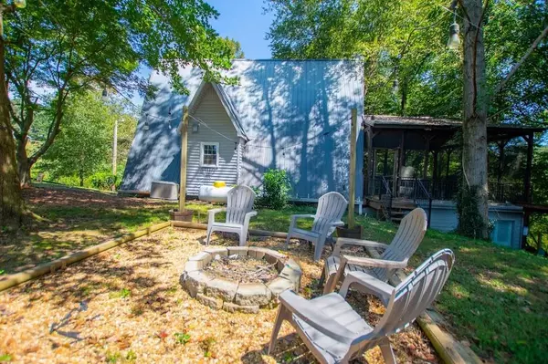 Bowdon, GA 30108,746 Dot RD