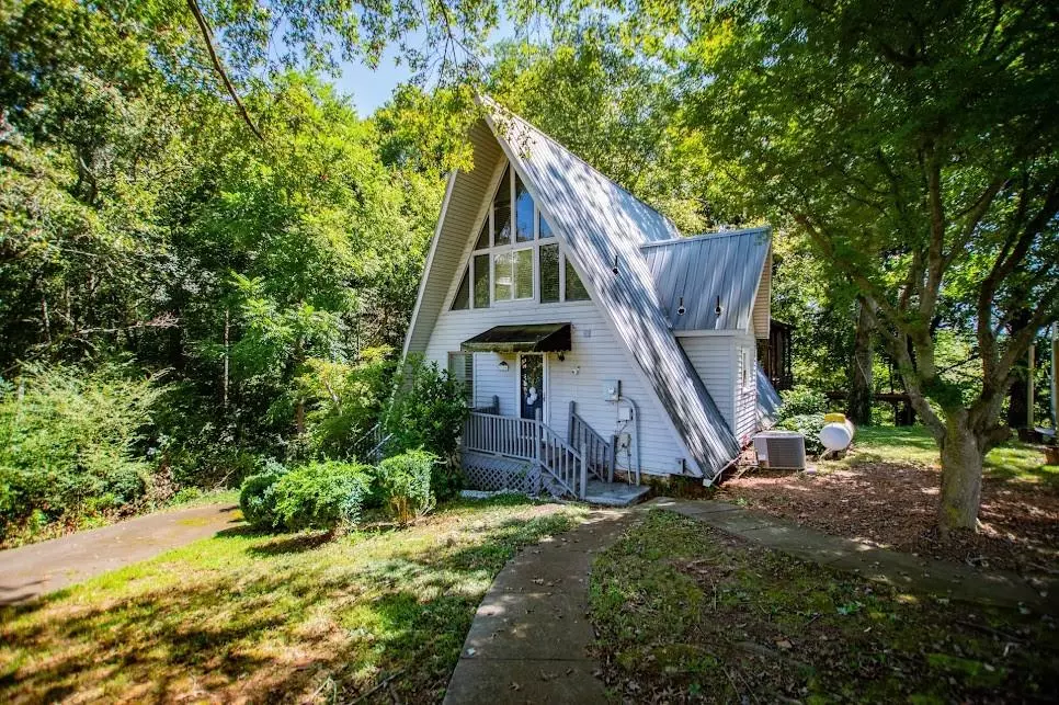 Bowdon, GA 30108,746 Dot RD