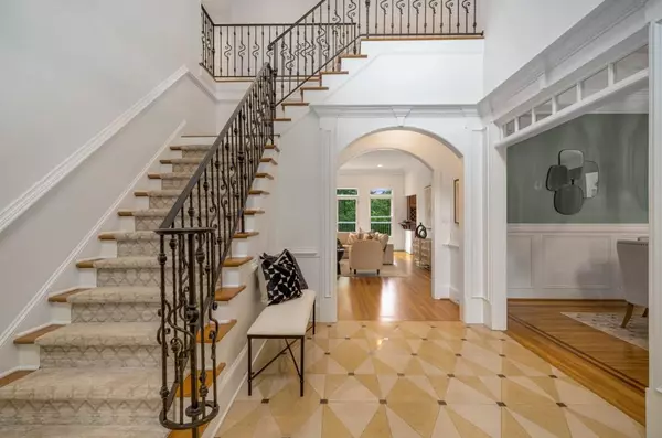 Sandy Springs, GA 30350,8345 Jett Ferry RD