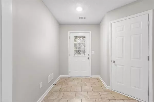 Kennesaw, GA 30144,376 Darter RUN NW