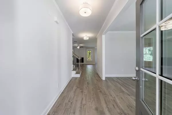 Buford, GA 30518,286 Oakland AVE