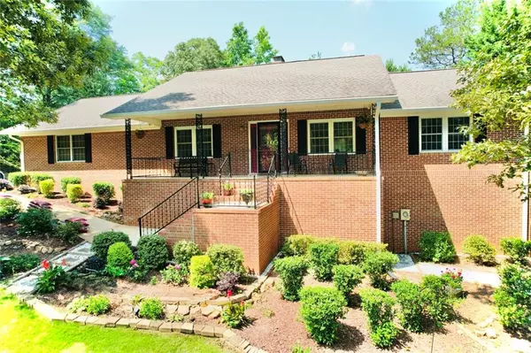 2783 Quillians DR, Gainesville, GA 30506