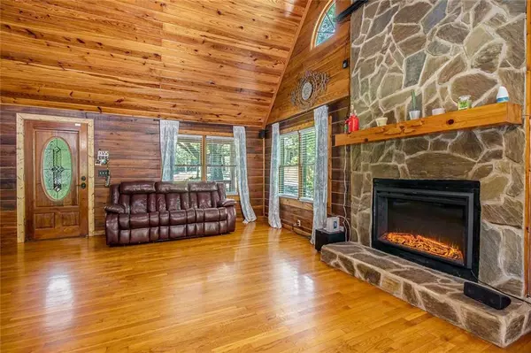 Calhoun, GA 30701,4134 Dews Pond RD SE