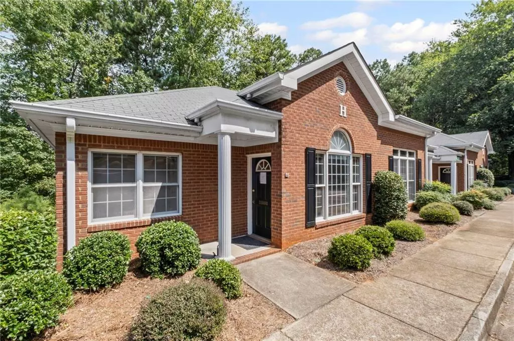 Roswell, GA 30076,500 Sun Valley DR #H1