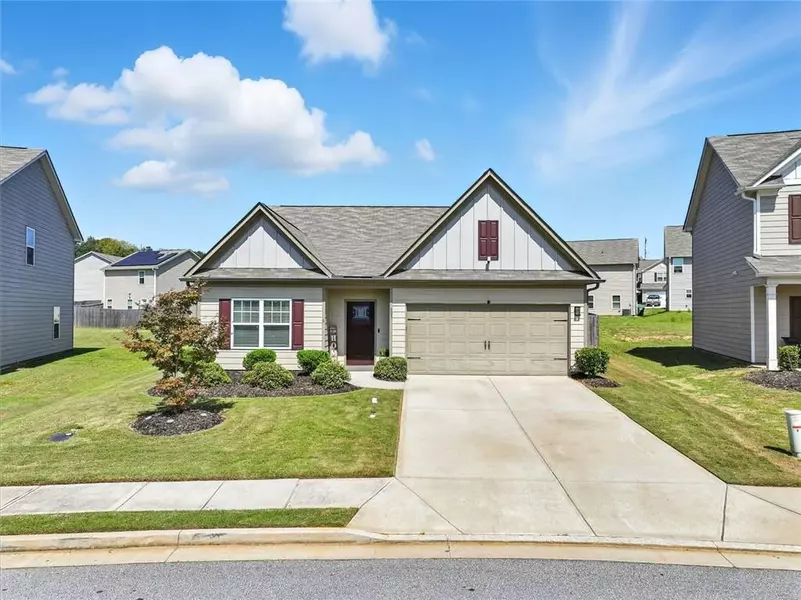 803 Walnut Creek CIR, Pendergrass, GA 30567