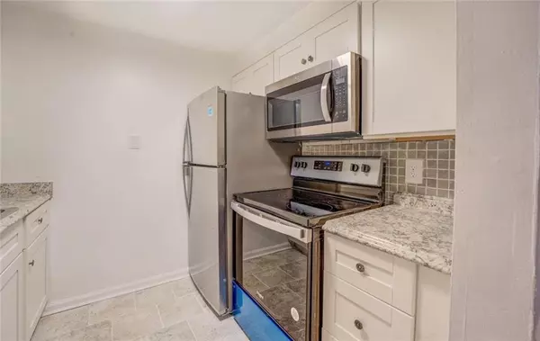 Clarkston, GA 30021,115 PLANTATION DR