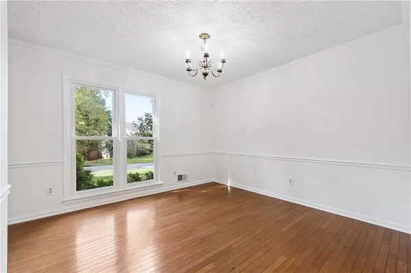 Marietta, GA 30066,1493 Oak Springs DR