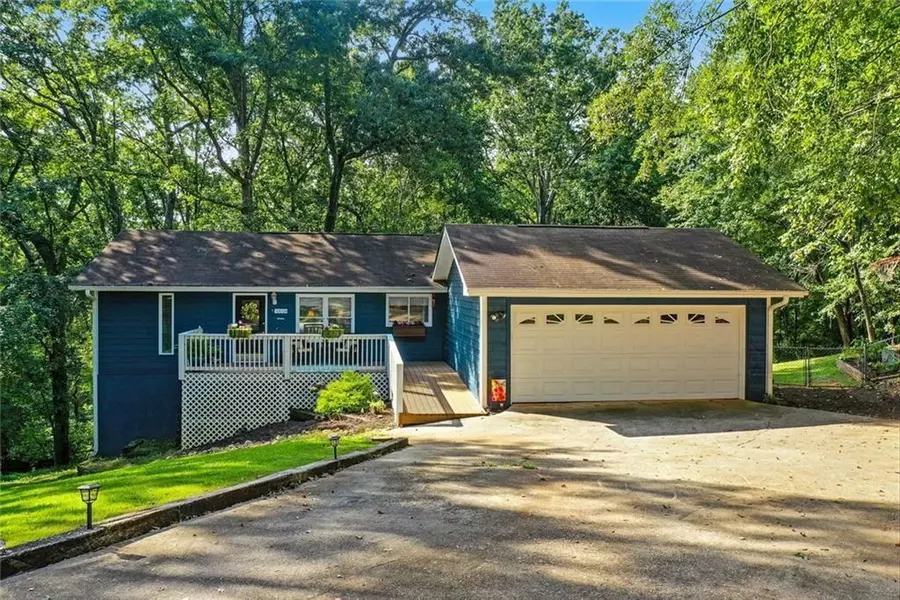3414 Michael CIR, Gainesville, GA 30504