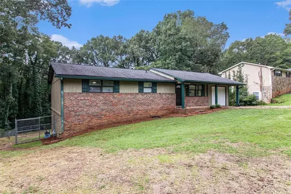 4025 N Quail DR N, Douglasville, GA 30135